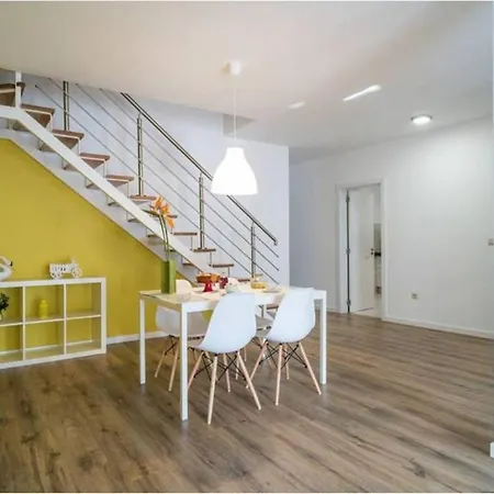 Family Aptm In Historic Center! Apartment